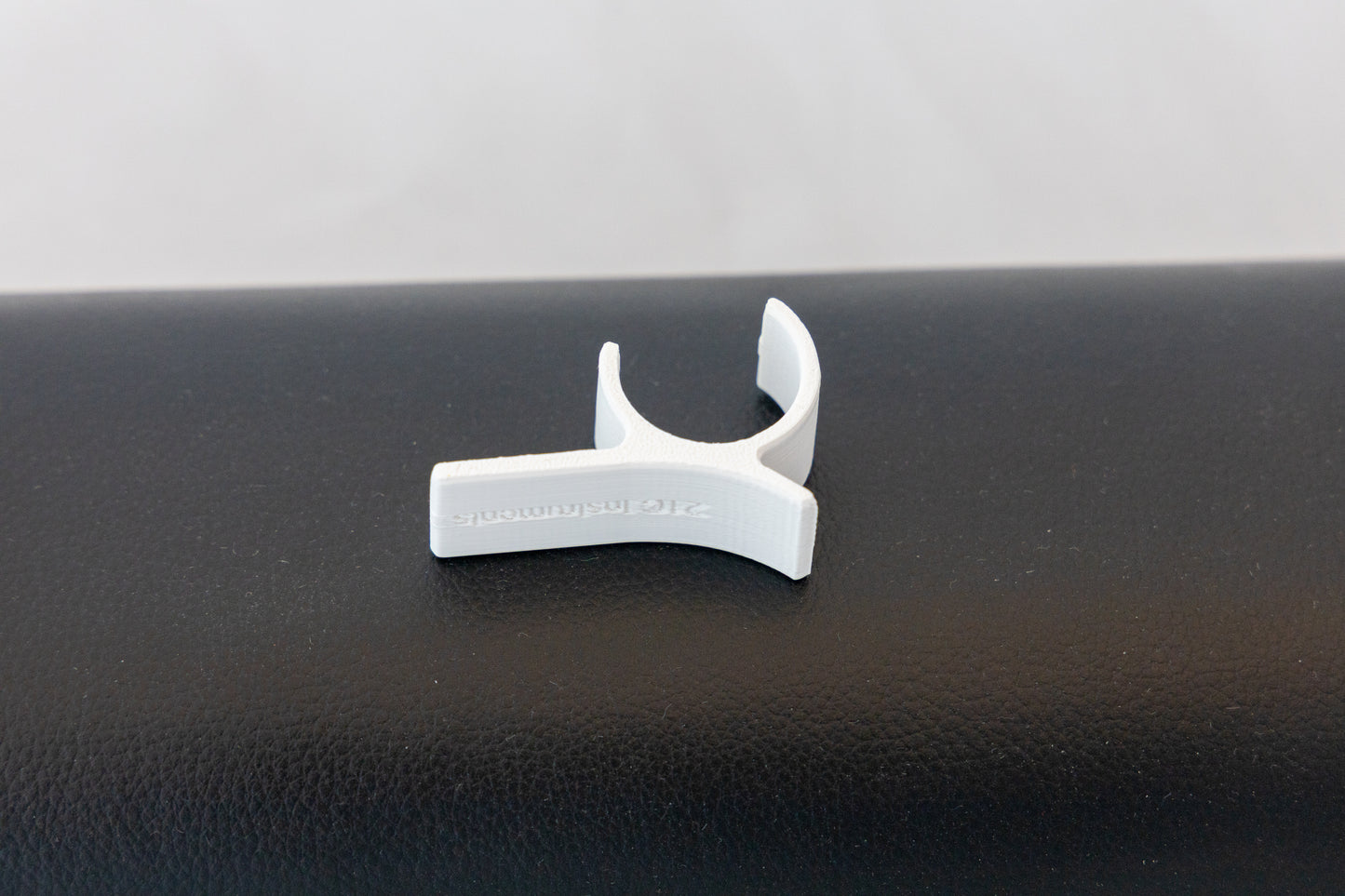 Flute Right Thumb Support ABS