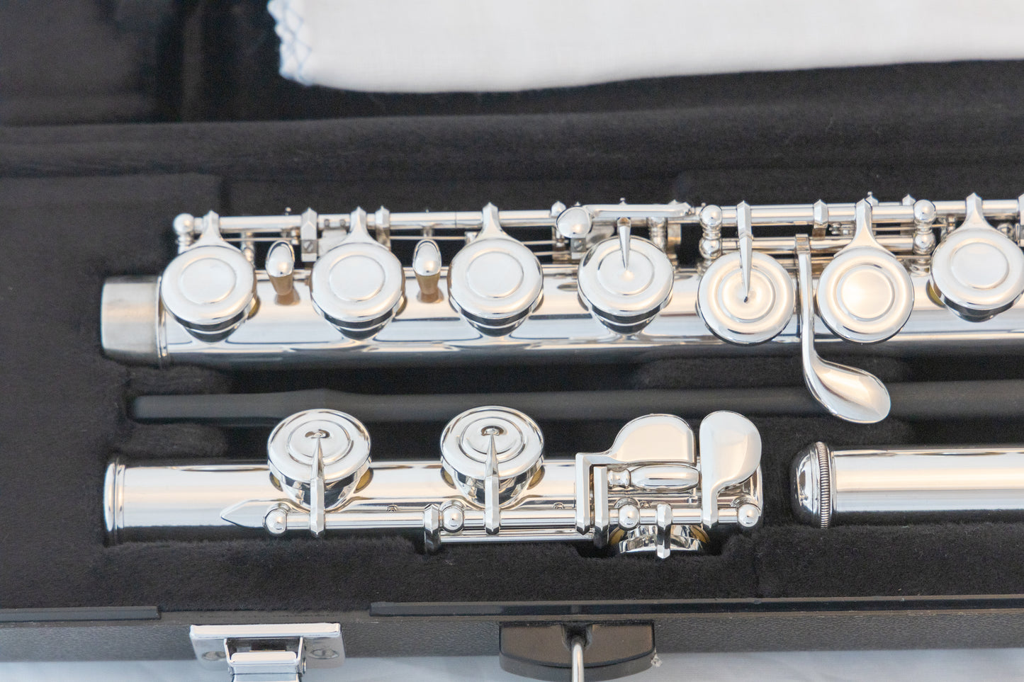 Yamaha YFL-222 Standard Silver-plated Flute 2022 *Cleaned & Serviced *Ready to play *J91387