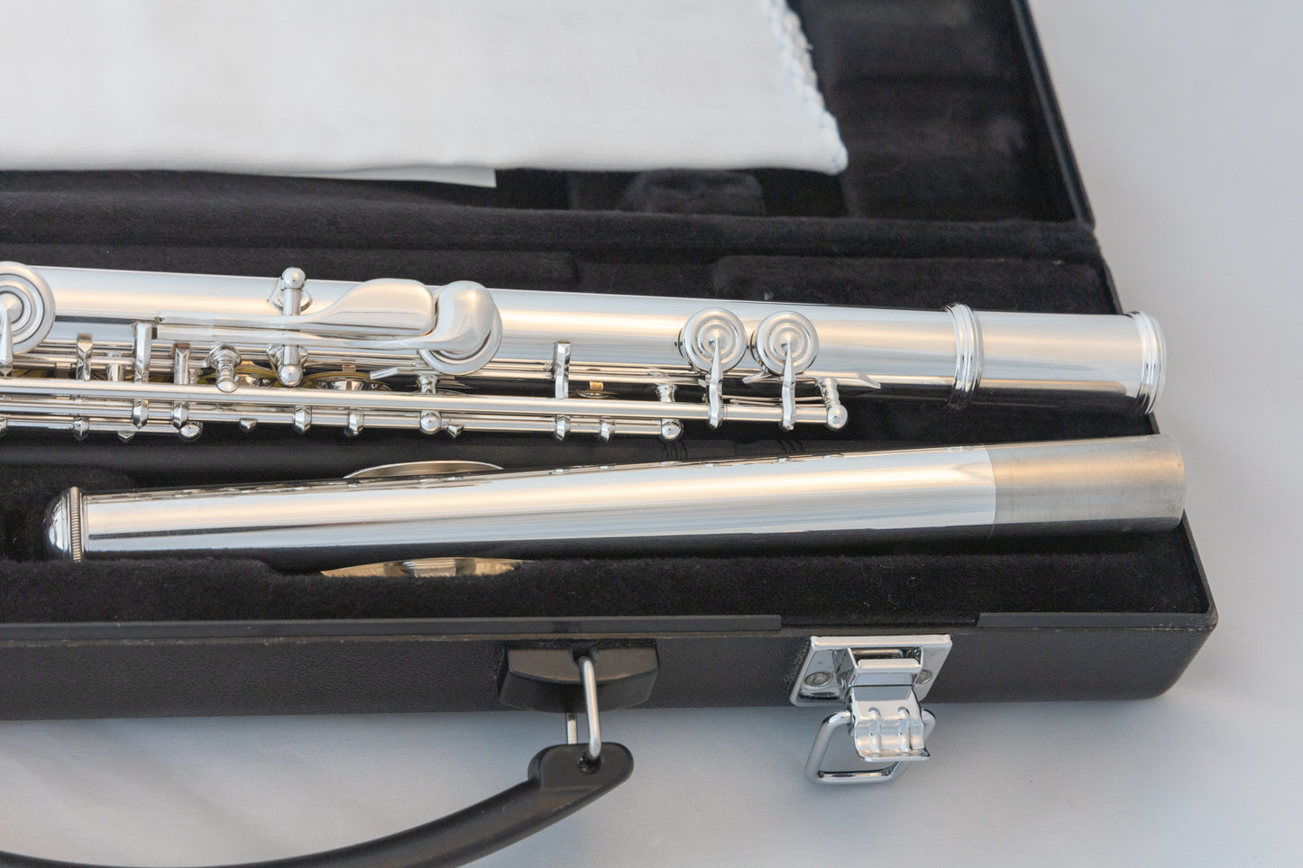 Yamaha YFL-222 Standard Silver-plated Flute 2022 *Cleaned & Serviced *Ready to play *J91387