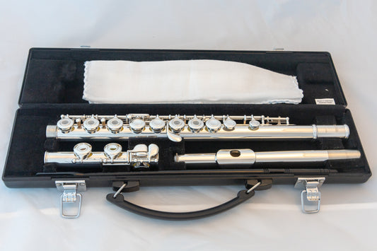 Yamaha YFL-281 Open-Hole Intermediate Flute *Cleaned & Serviced #840980