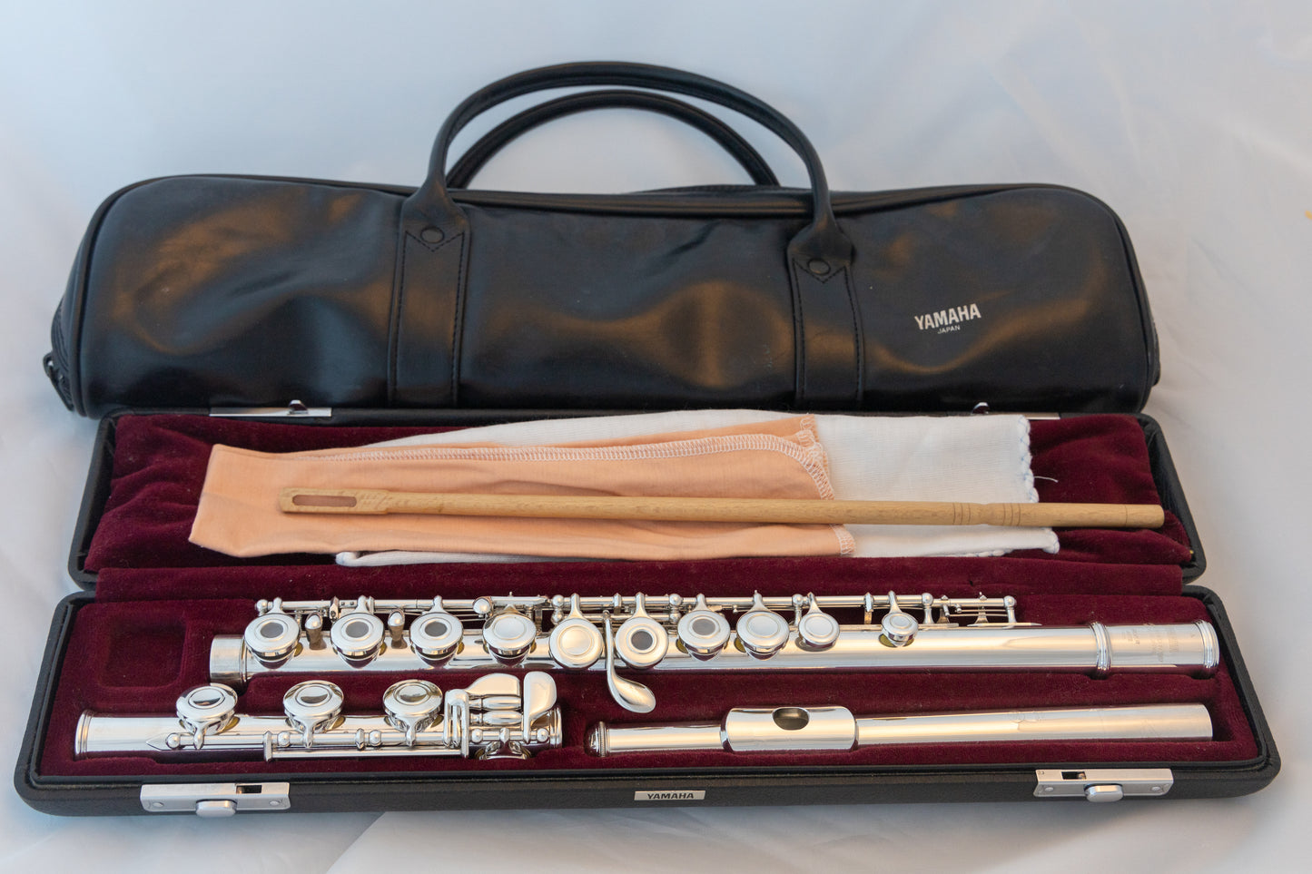 Yamaha YFL-461 II All Silver Intermediate Flute Open-hole B-foot *Made in Japan *Cleaned & Serviced