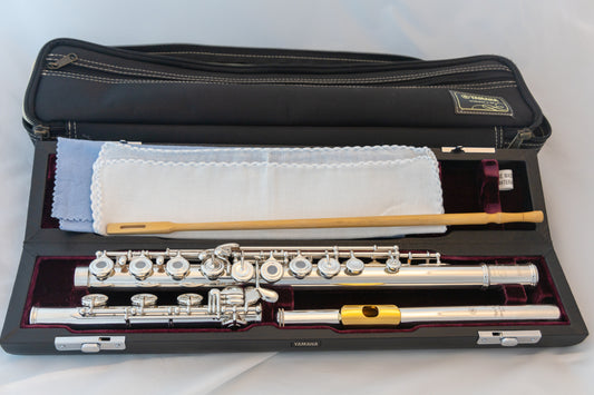 Yamaha YFL-677HCT Professional Flute *All Silver *C#-Trill *Low-B *Split-E *Cleaned & Serviced