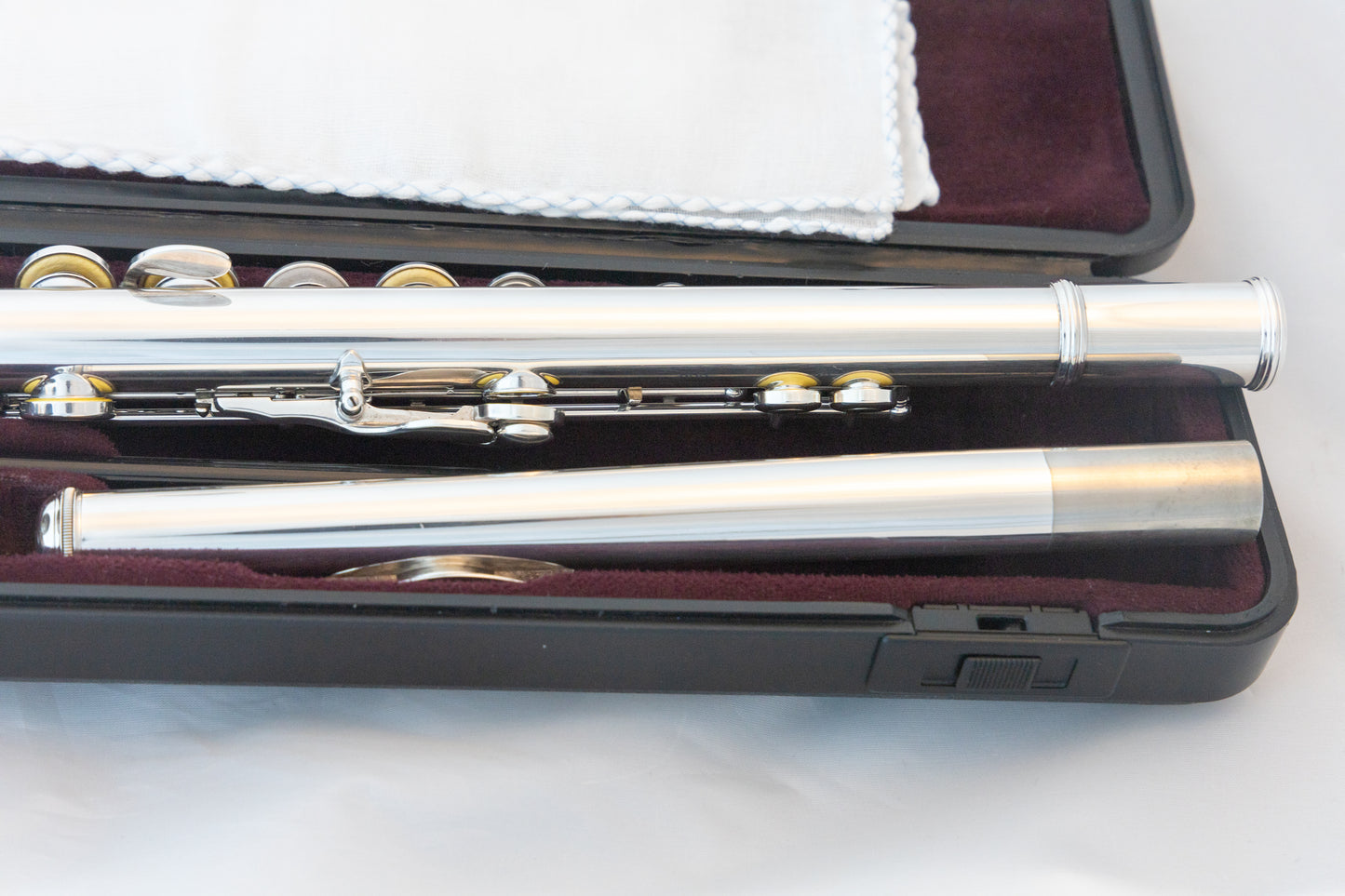 Yamaha YFL-221 Silver-plated Standard Flute *Made in Japan *Cleaned & Serviced