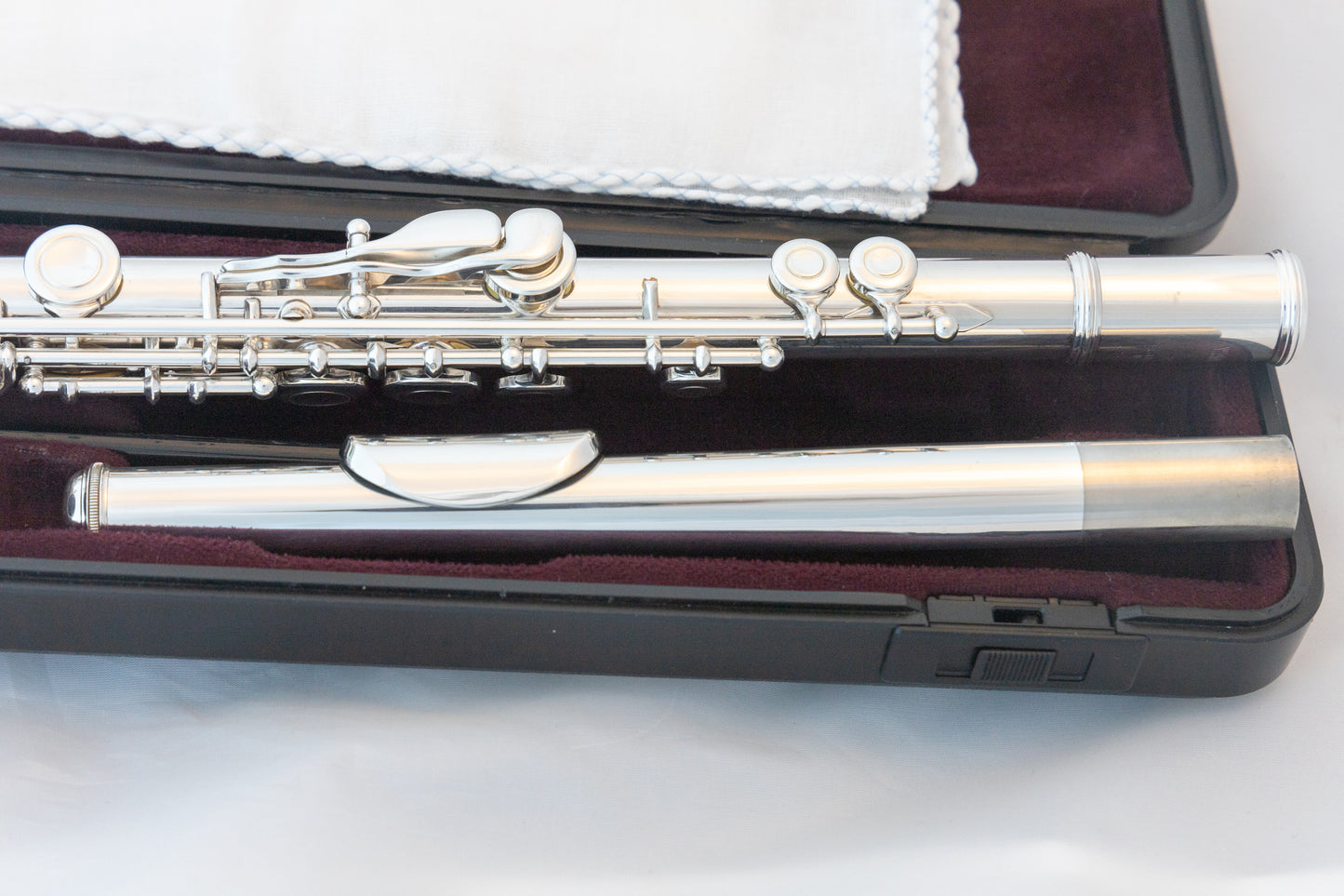 Yamaha YFL-221 Silver-plated Standard Flute *Made in Japan *Cleaned & Serviced