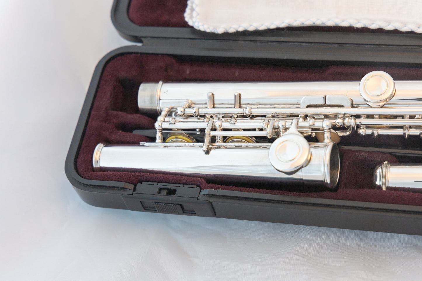 Yamaha YFL-221 Silver-plated Standard Flute *Made in Japan *Cleaned & Serviced