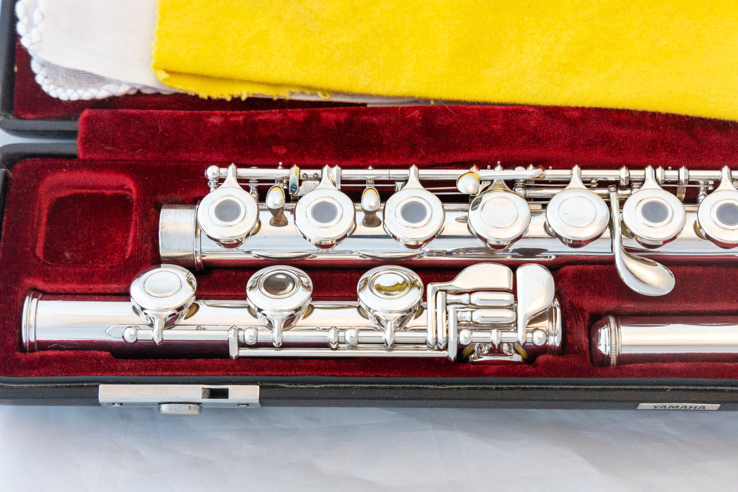 Yamaha YFL-481H All Silver Intermediate Flute *Open-hole *B-foot *Made in Japan *Cleaned & Serviced