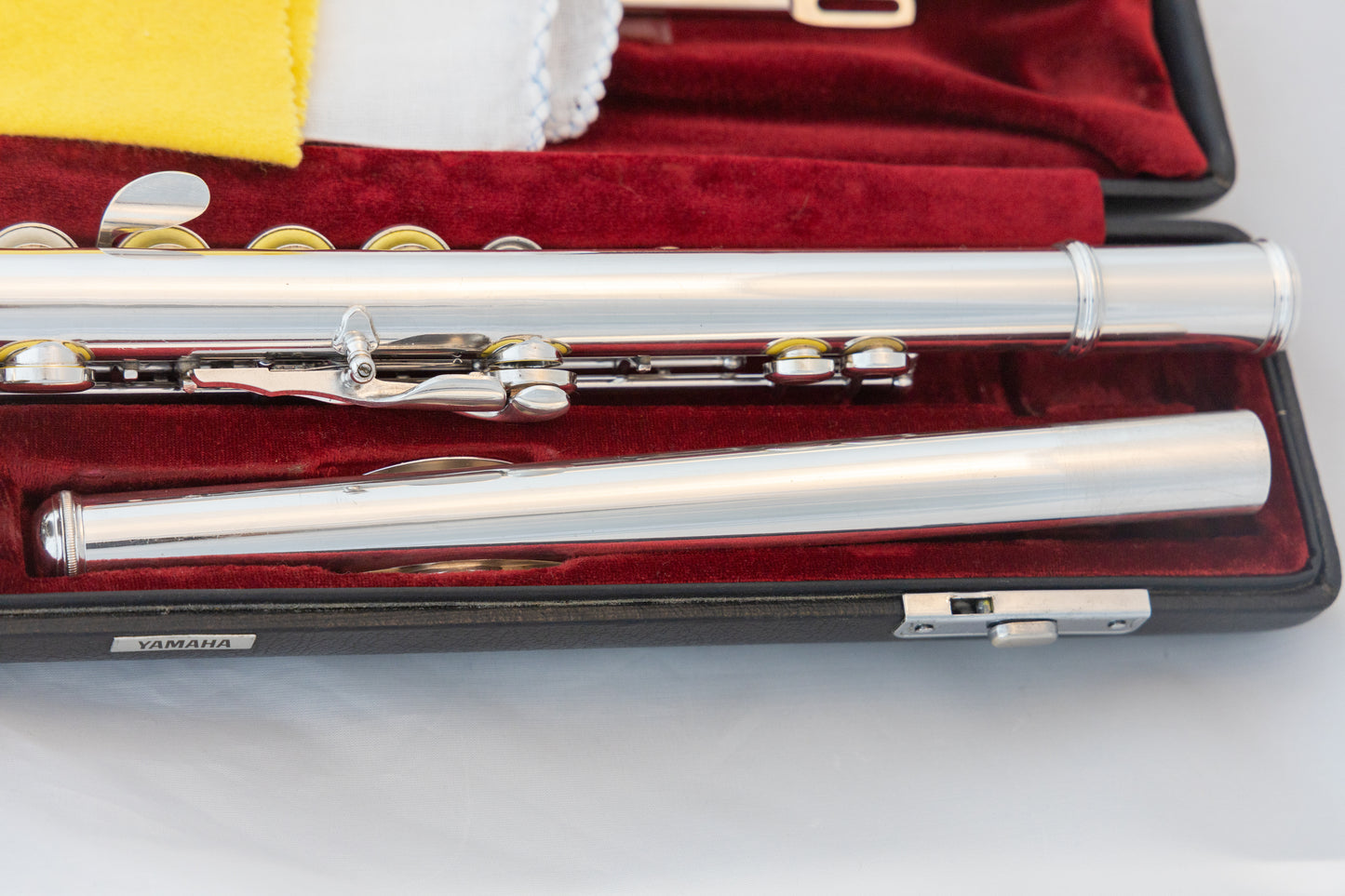 Yamaha YFL-481H All Silver Intermediate Flute *Open-hole *B-foot *Made in Japan *Cleaned & Serviced