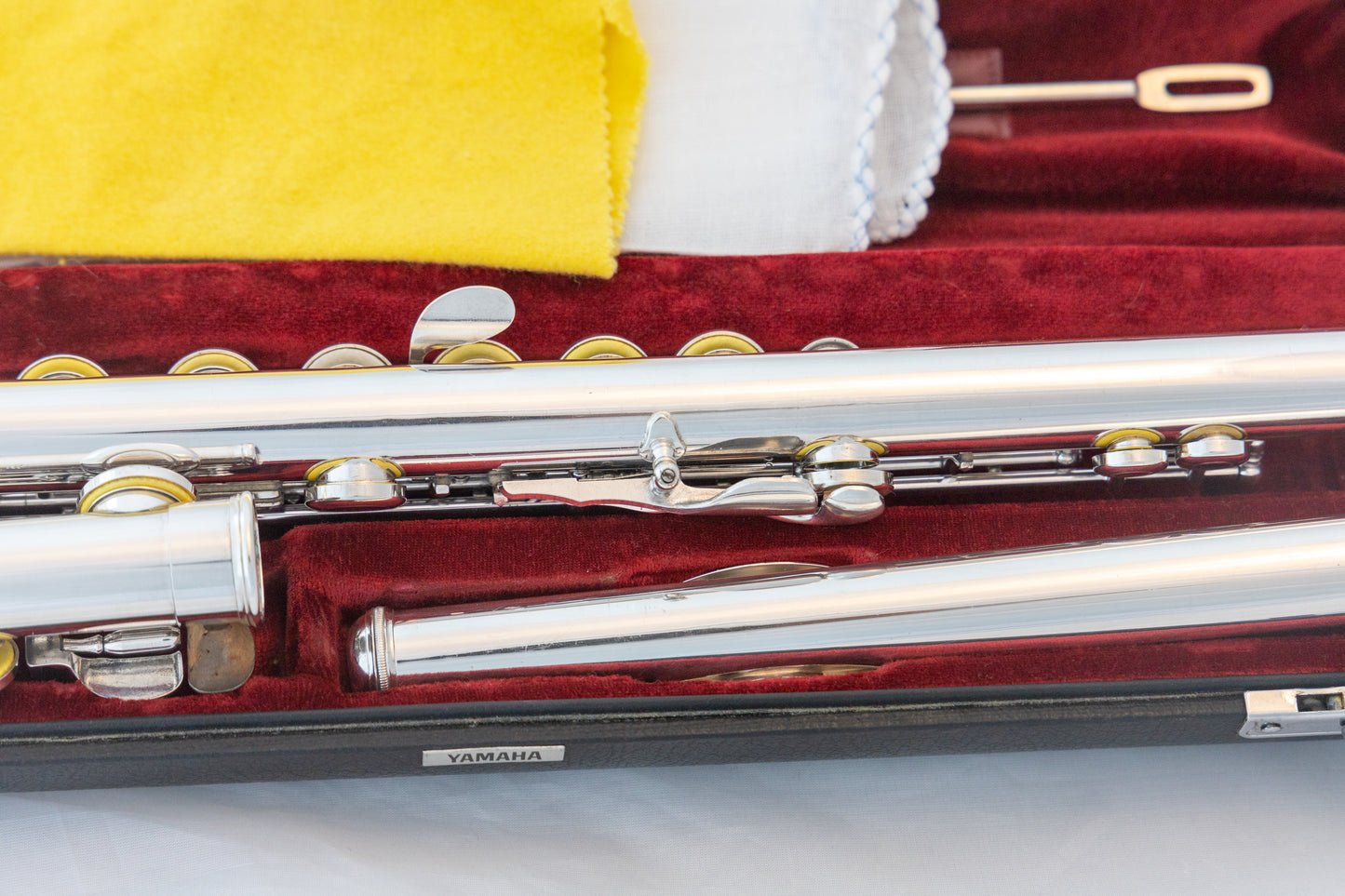 Yamaha YFL-481H All Silver Intermediate Flute *Open-hole *B-foot *Made in Japan *Cleaned & Serviced