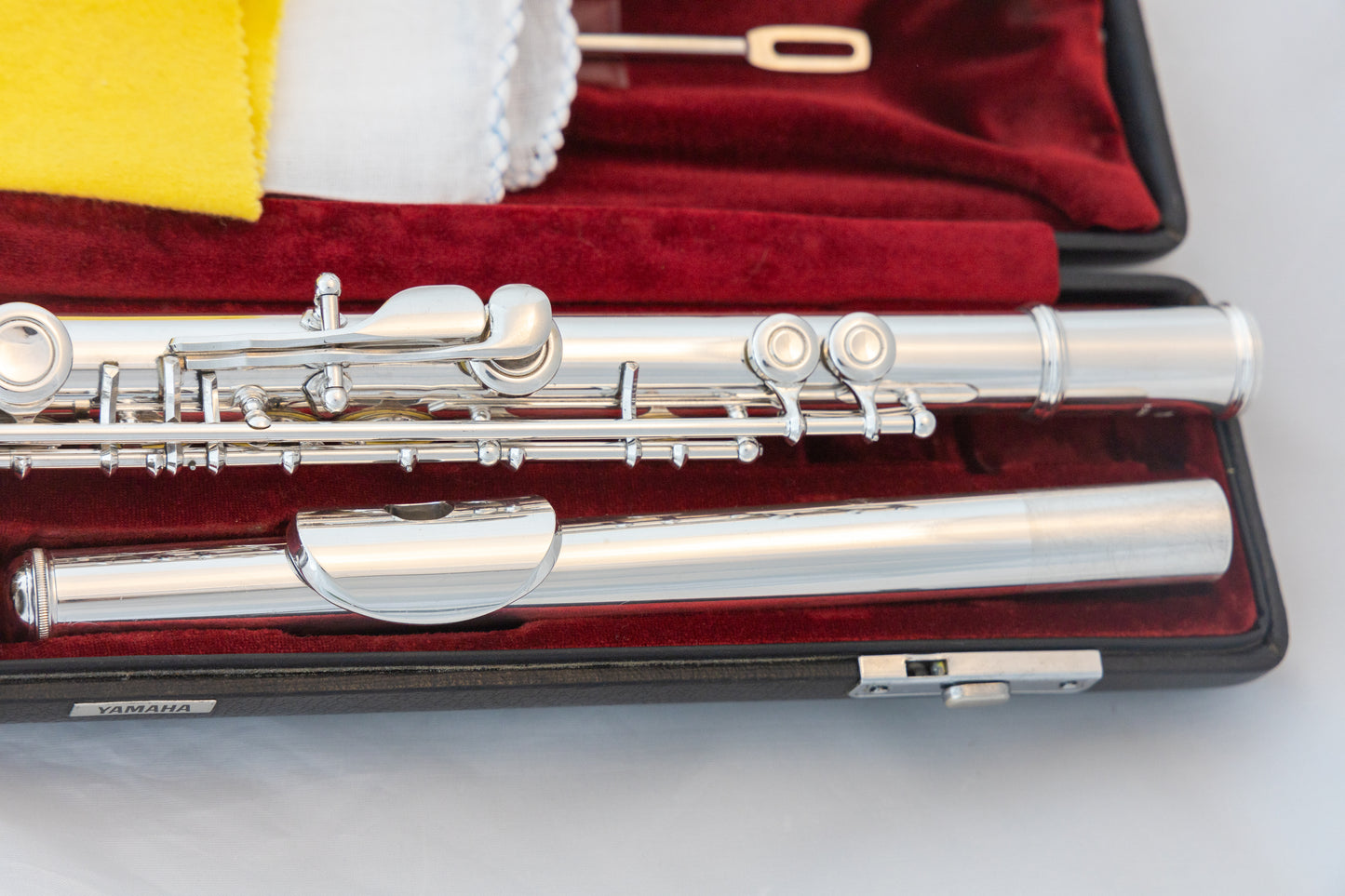 Yamaha YFL-481H All Silver Intermediate Flute *Open-hole *B-foot *Made in Japan *Cleaned & Serviced