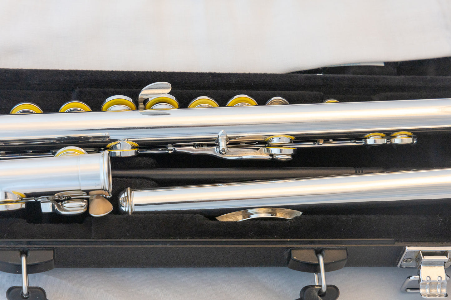 Yamaha YFL-261 Silver-plated Open-Hole Intermediate Flute *Cleaned & Serviced *New Pads