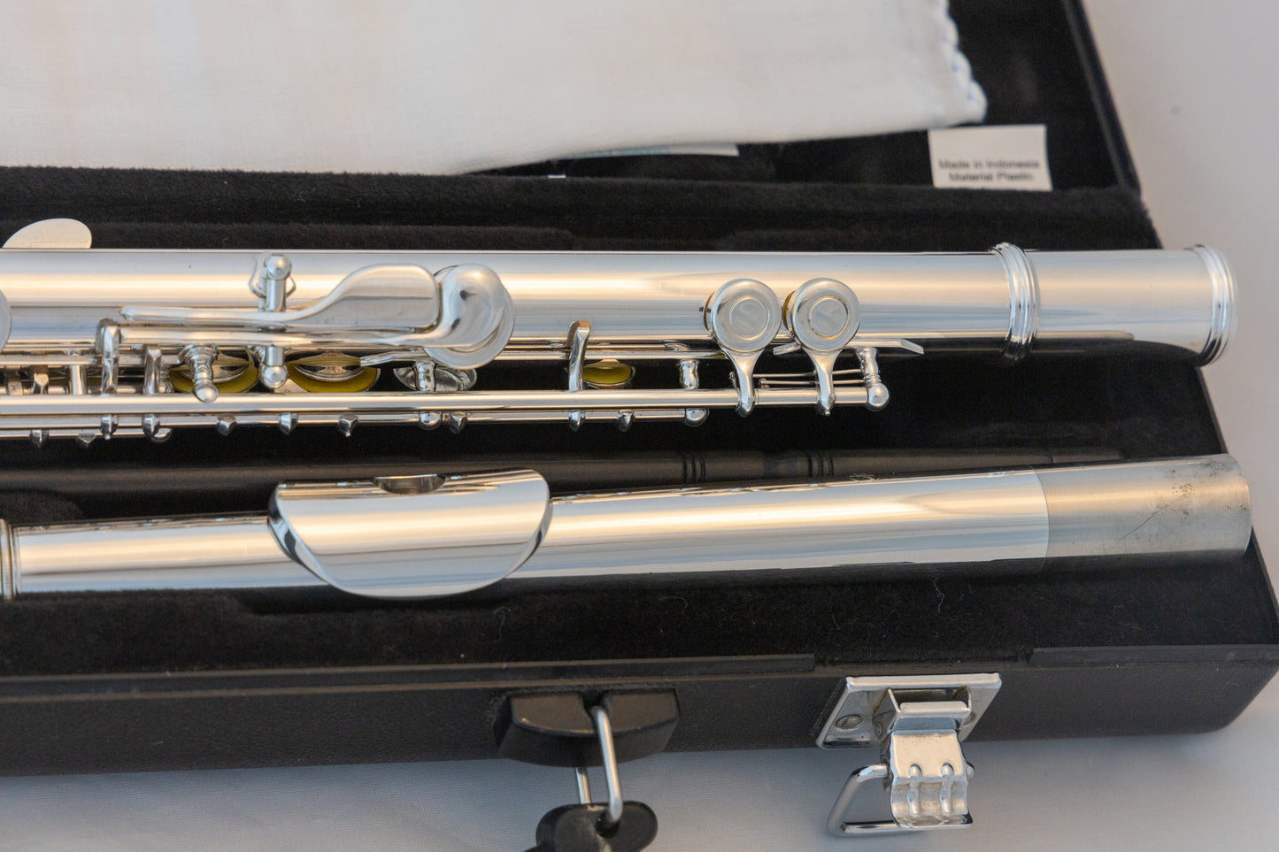 Yamaha YFL-261 Silver-plated Open-Hole Intermediate Flute *Cleaned & Serviced *New Pads