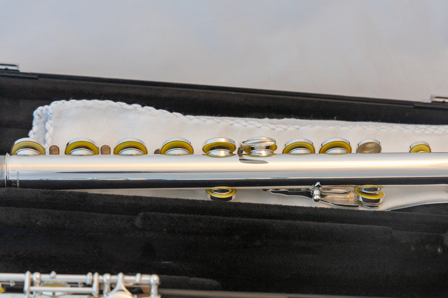 Yamaha YFL-261 Silver-plated Open-Hole Intermediate Flute *Cleaned & Serviced *New Pads