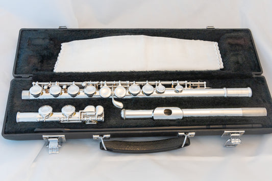 Yamaha YFL-225S II Silver-plated Student Flute *Made in Japan *New Pads *Cleaned & Serviced