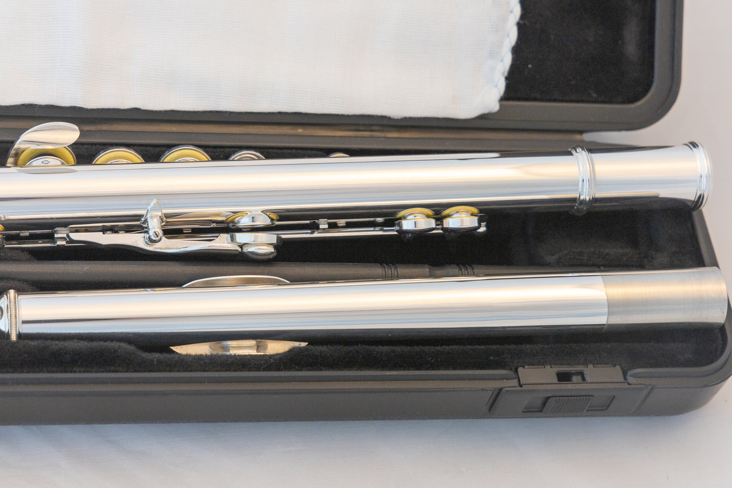 Yamaha YFL-222 Standard Silver-plated Flute *Cleaned & Serviced *Ready to play