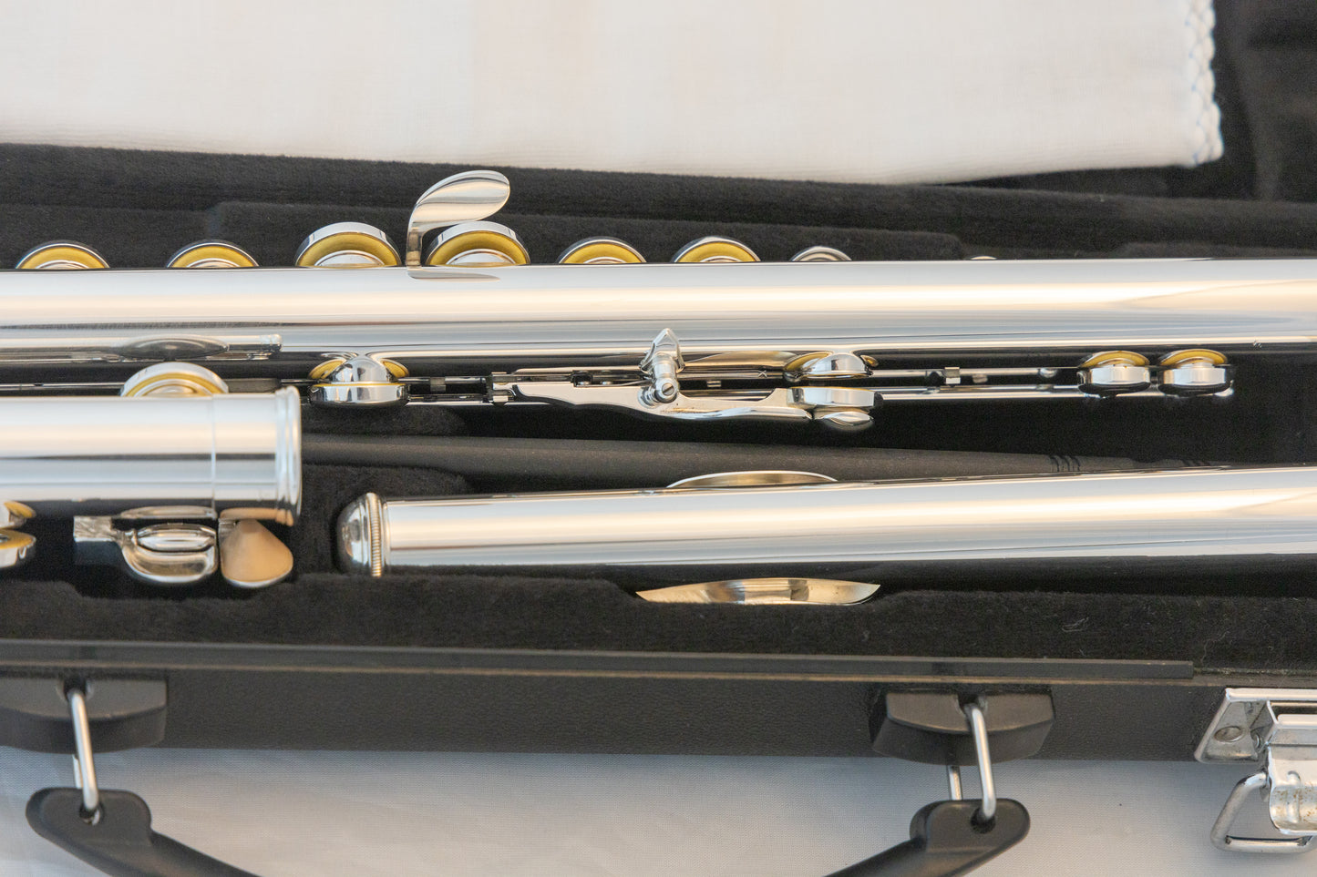 Yamaha YFL-222 Standard Silver-plated Flute *Cleaned & Serviced *Ready to play *Mint