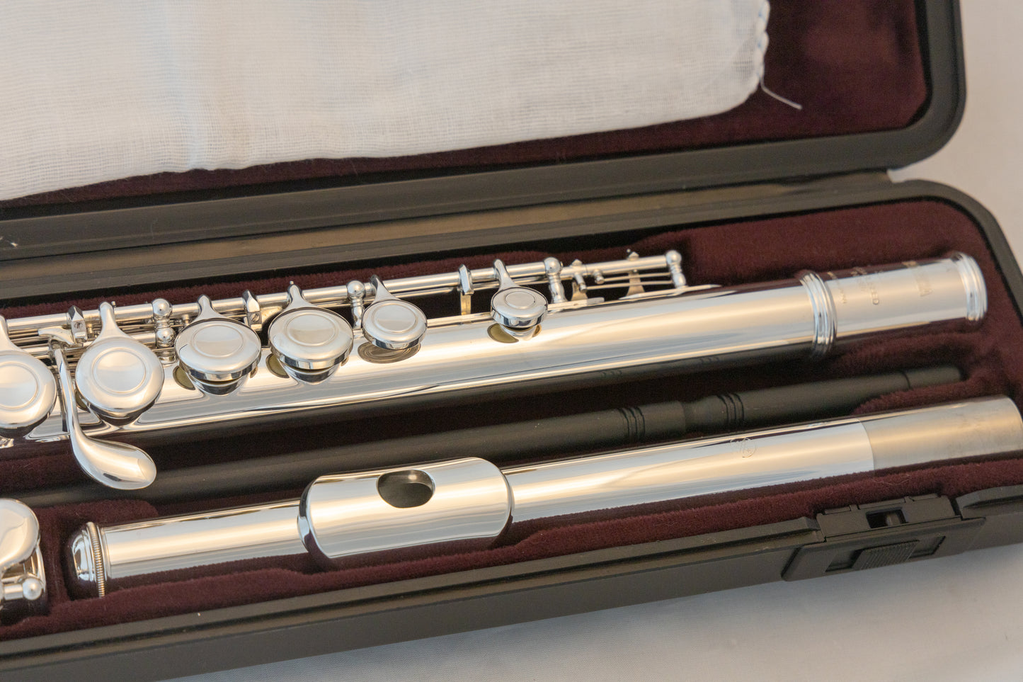 Yamaha YFL-222 Standard Silver-plated Flute *Cleaned & Serviced *Ready to play *Mint