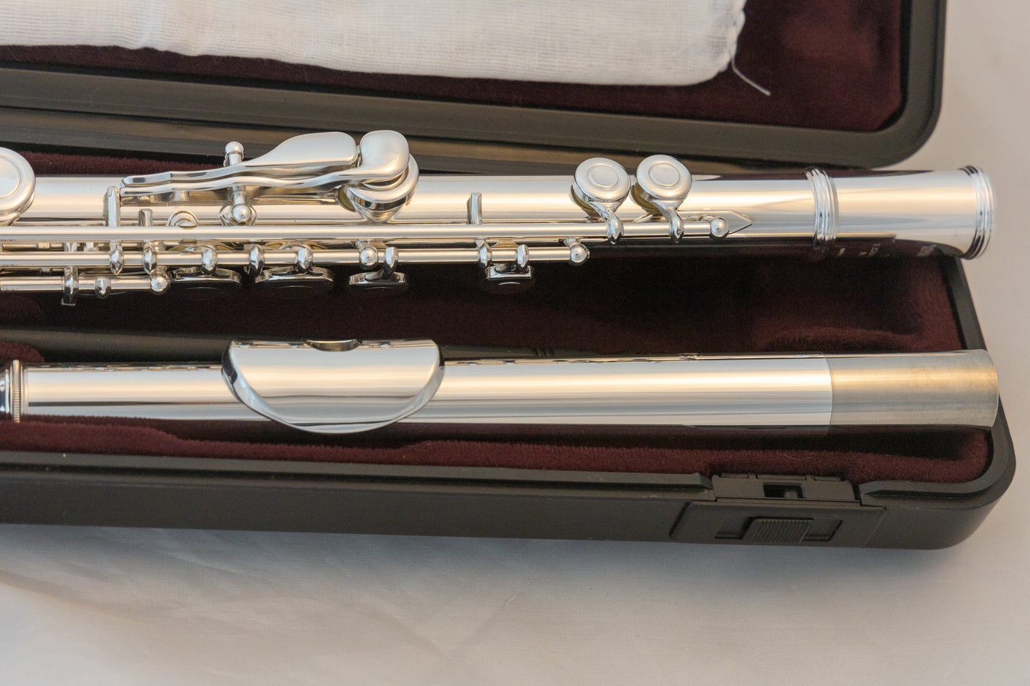 Yamaha YFL-222 Standard Silver-plated Flute *Cleaned & Serviced *Ready to play *Mint