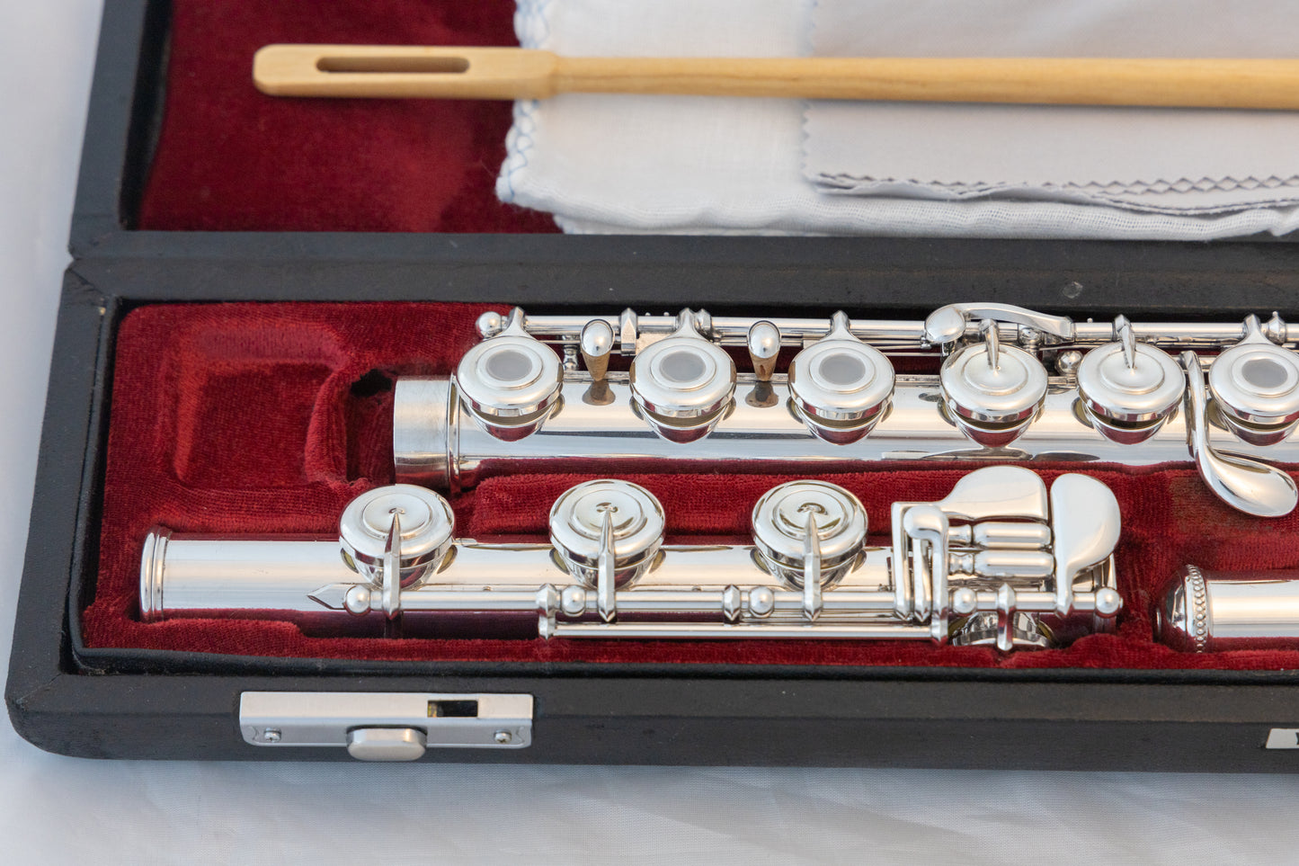 Yamaha YFL-581H (now 687H) Professional Flute All Silver Open-hole *Made in Japan *Overhauled *New Pads