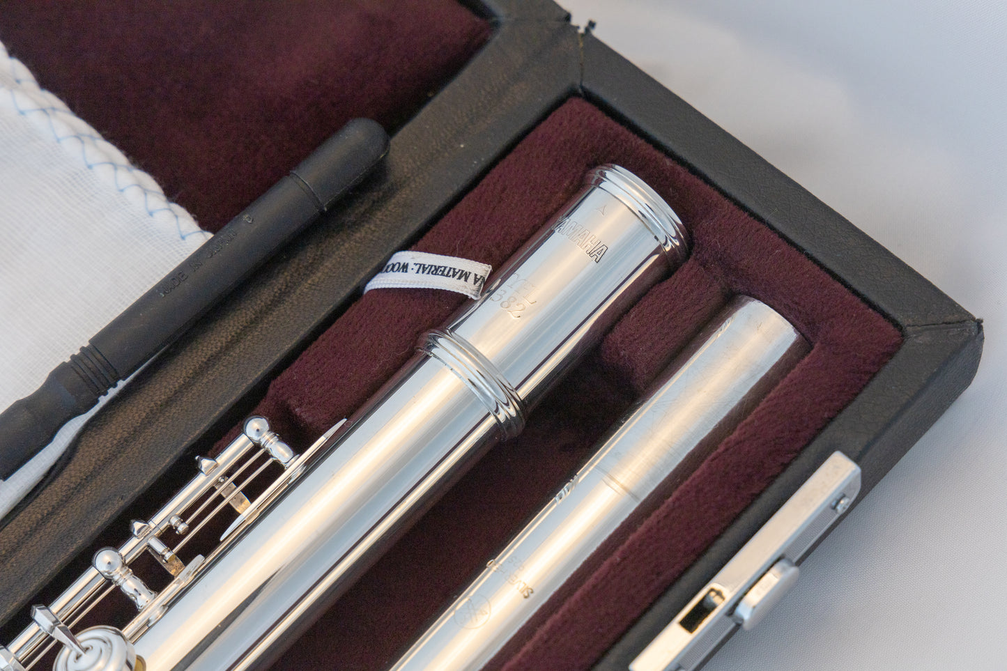Yamaha YFL-382H Intermediate Open-hole Flute *Silver Headjoint *Low-B *Cleaned & Serviced