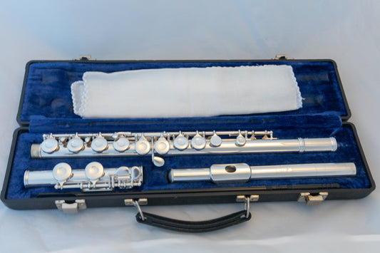 Gemeinhardt 2SH Intermediate Flute *Solid Silver Headjoint *Overhauled New Pads