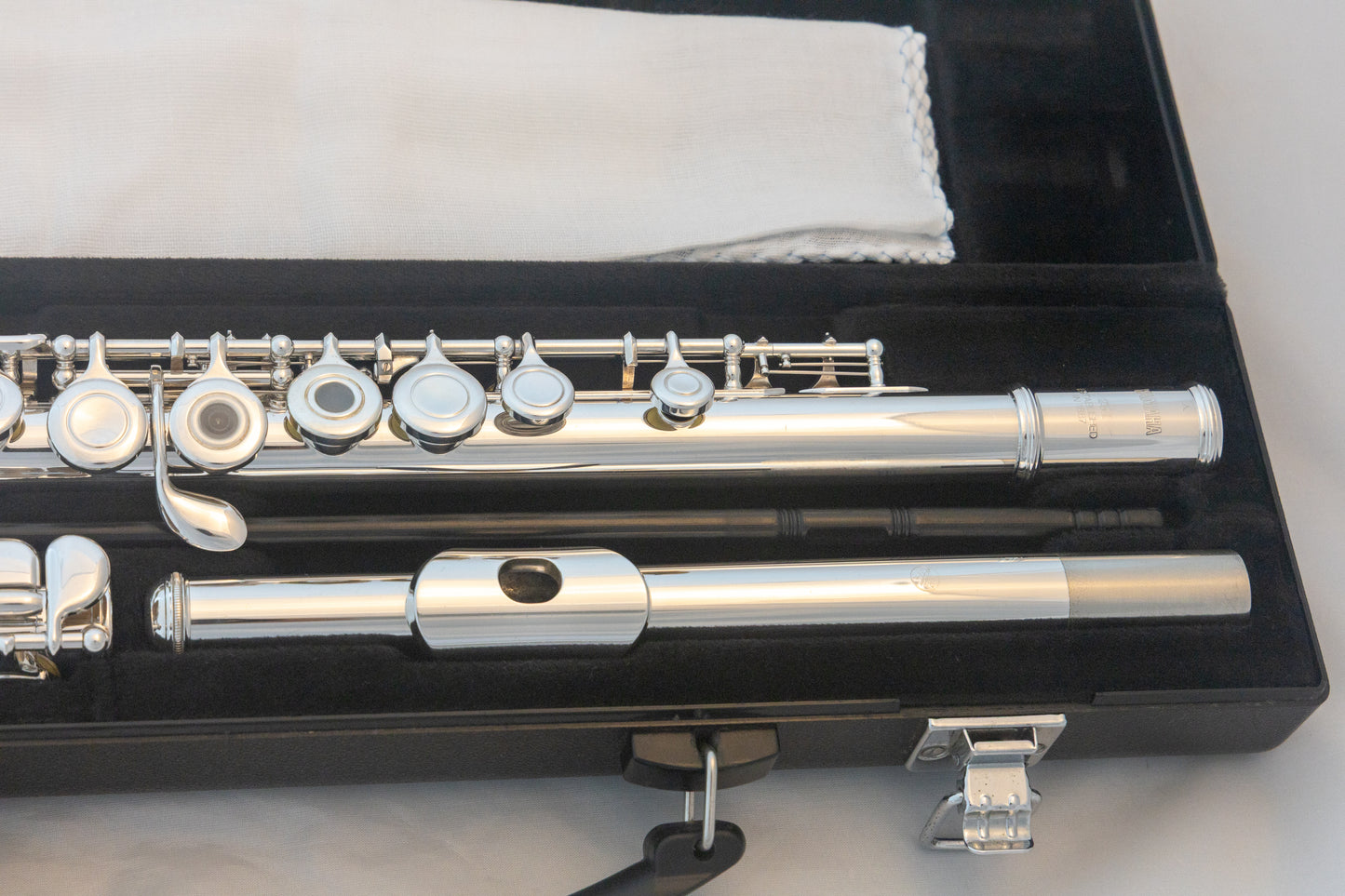 Yamaha YFL-261 Silver-plated Open-Hole Intermediate Flute *Cleaned & Serviced
