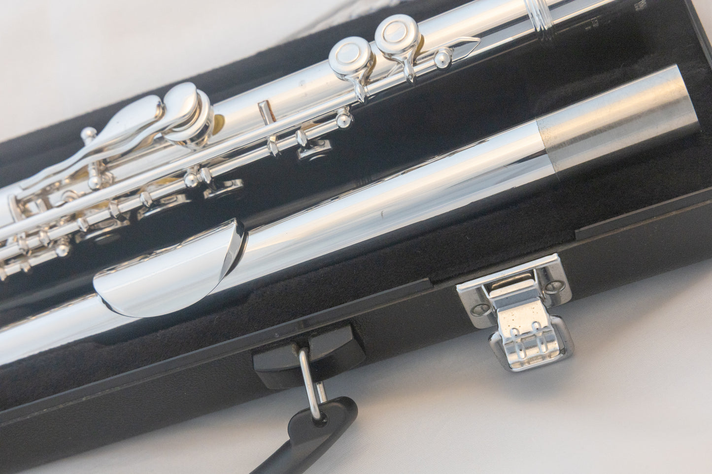 Yamaha YFL-261 Silver-plated Open-Hole Intermediate Flute *Cleaned & Serviced
