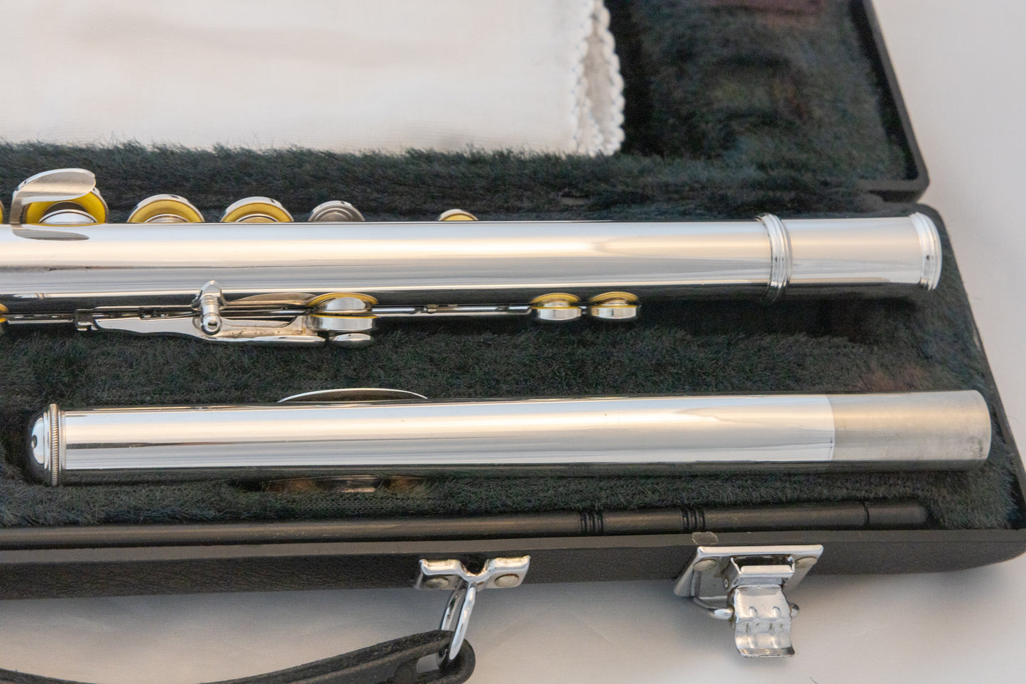 Yamaha YFL-221 Silver-plated Standard Flute *Made in Japan *Cleaned & Serviced