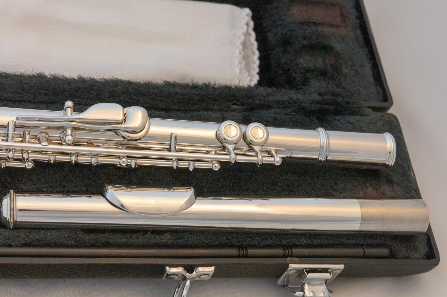 Yamaha YFL-221 Silver-plated Standard Flute *Made in Japan *Cleaned & Serviced