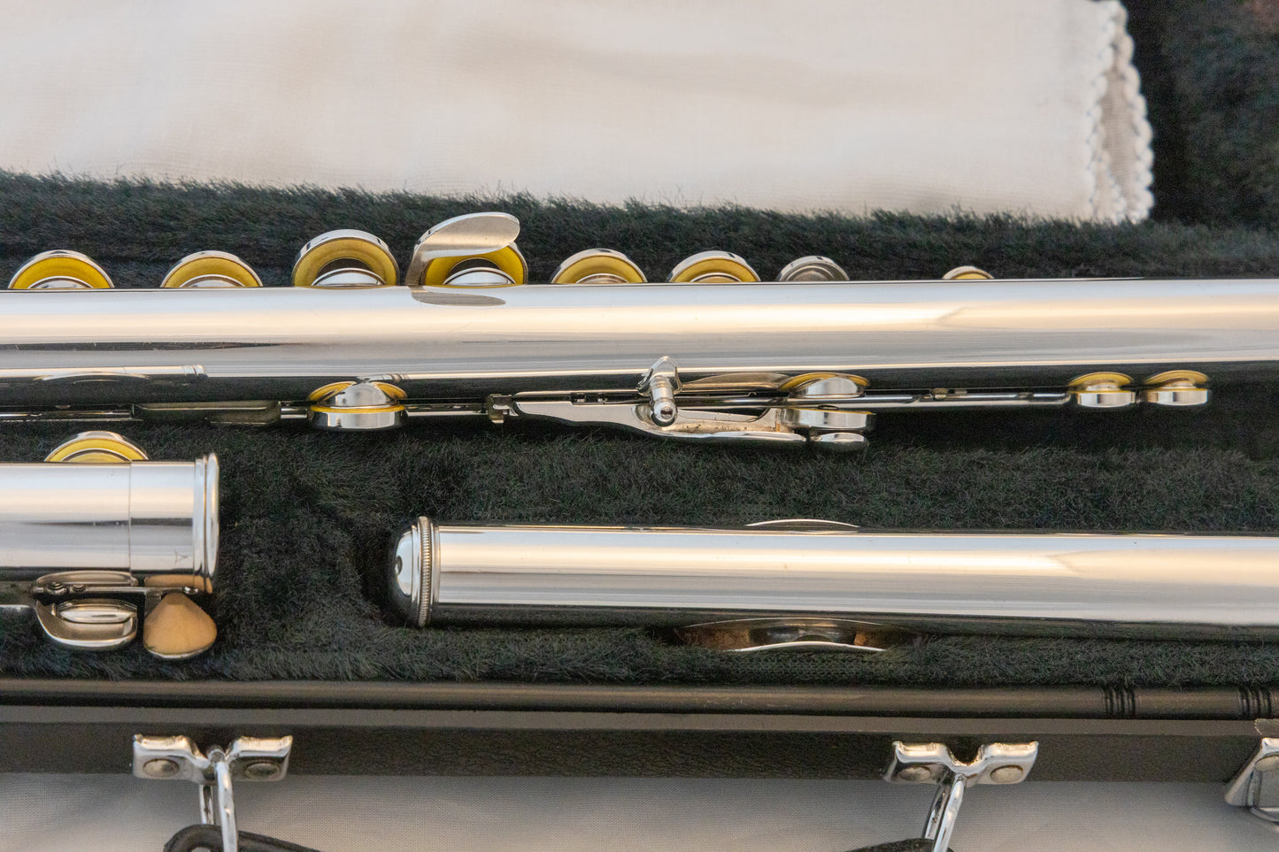 Yamaha YFL-221 Silver-plated Standard Flute *Made in Japan *Cleaned & Serviced