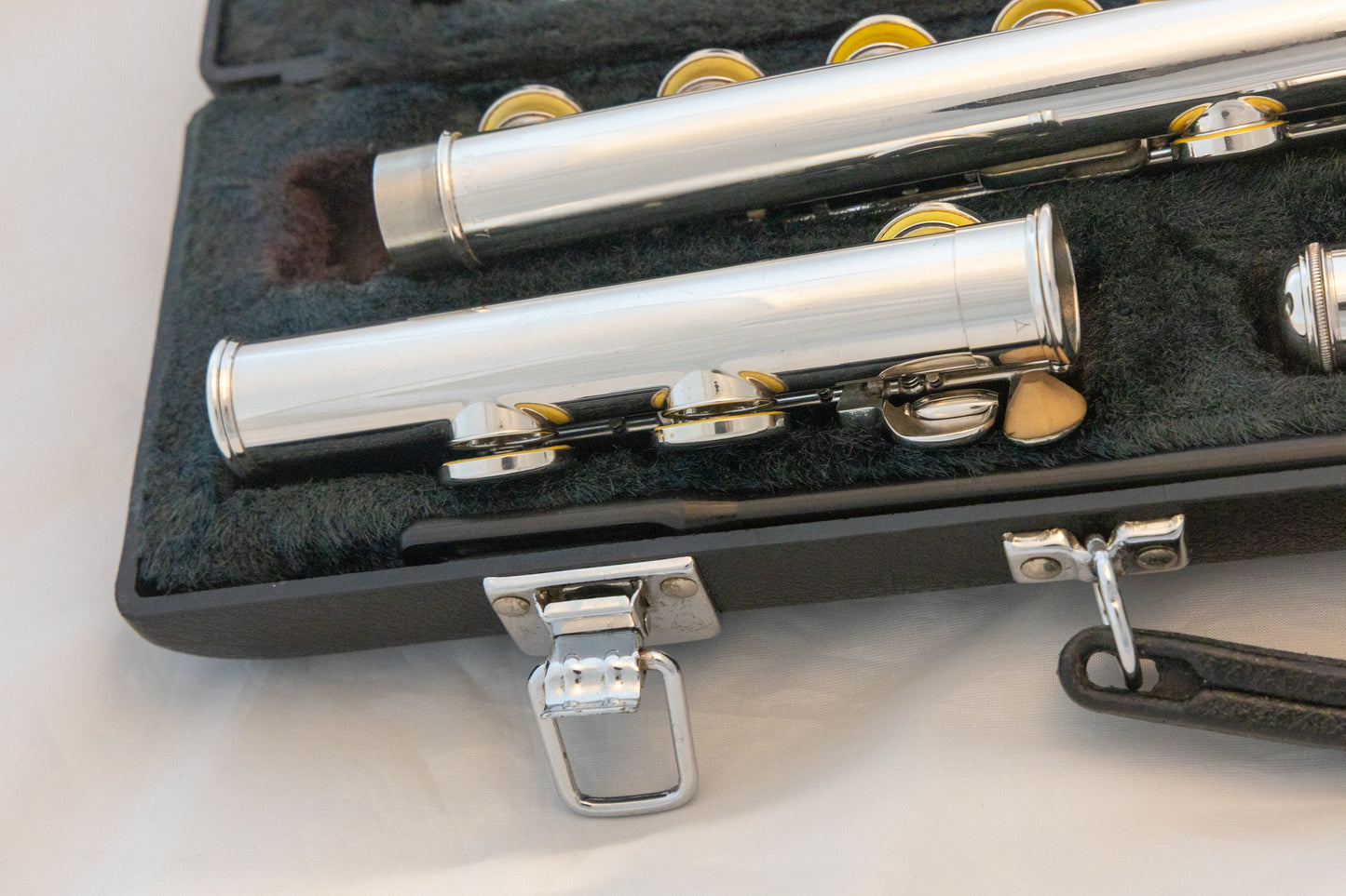 Yamaha YFL-221 Silver-plated Standard Flute *Made in Japan *Cleaned & Serviced