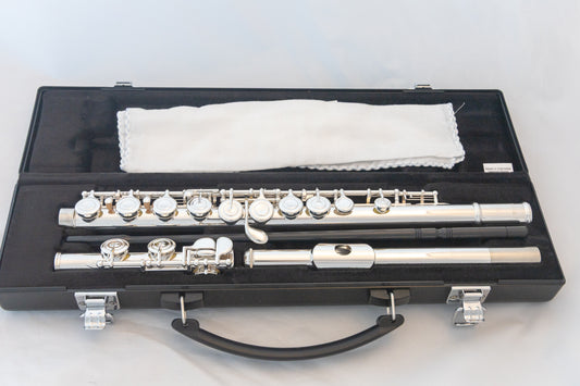 Yamaha YFL-222 Standard Silver-plated Flute *Cleaned & Serviced *Ready to play *Mint
