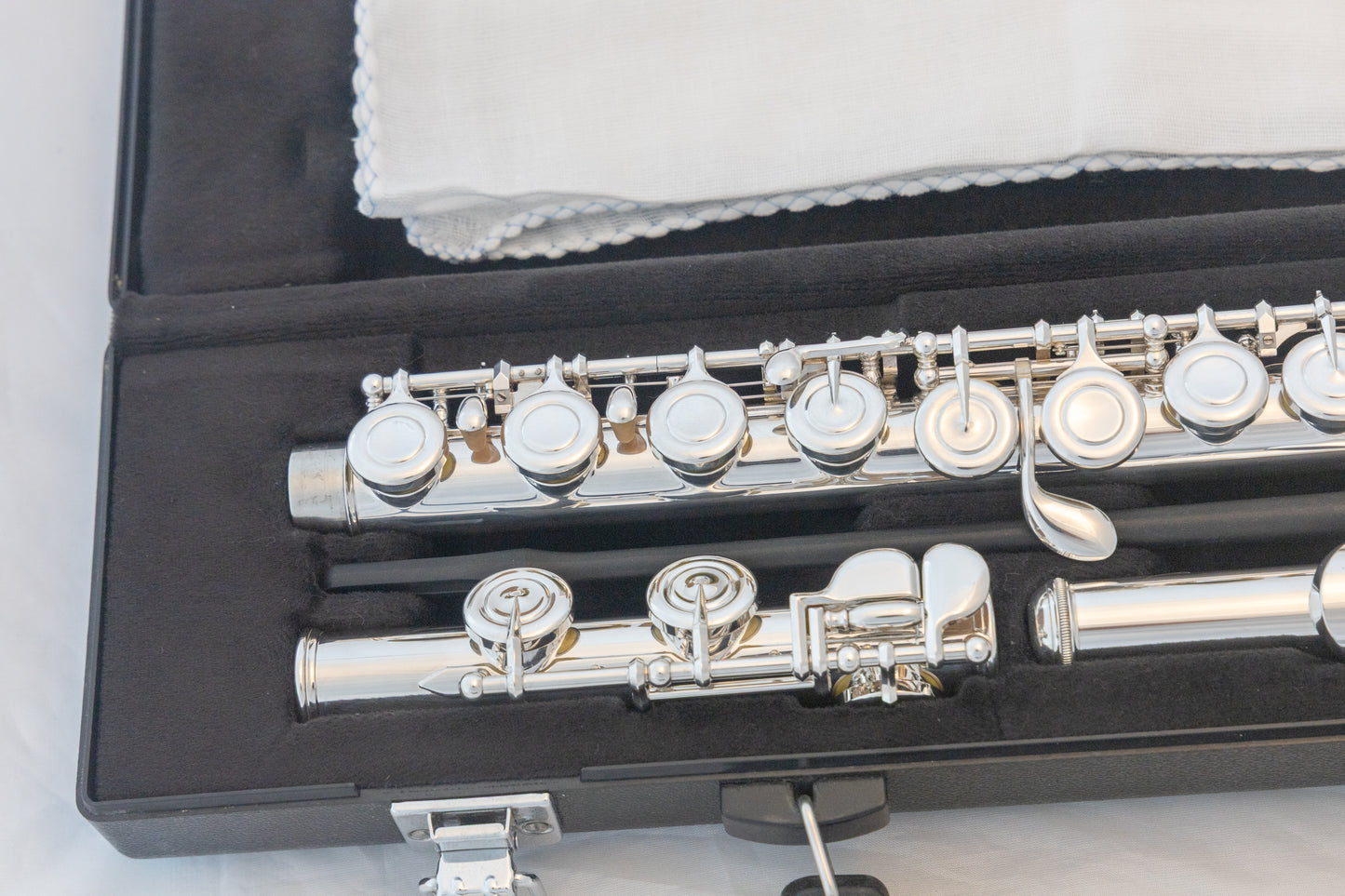 Yamaha YFL-222 Standard Silver-plated Flute *Cleaned & Serviced *Ready to play