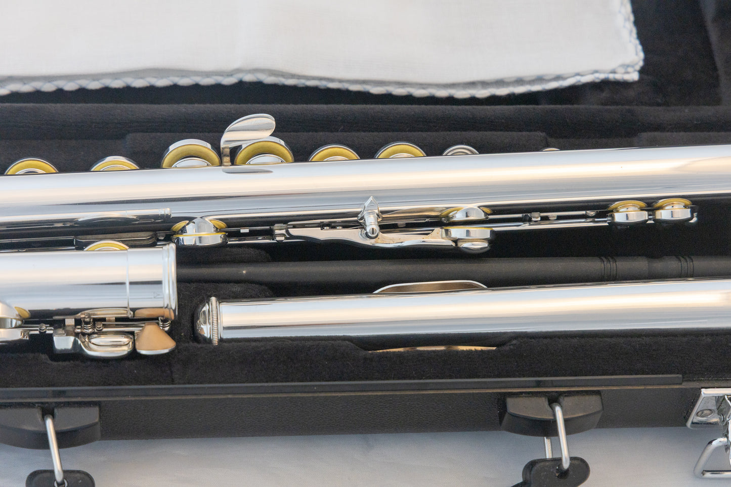 Yamaha YFL-222 Standard Silver-plated Flute *Cleaned & Serviced *Ready to play