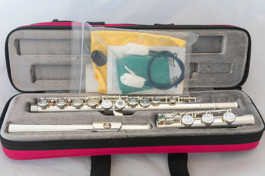 Yamaha YFL-362H Intermediate Flute *Open-hole *Silver headjoint *Low-B *Cleaned & Serviced