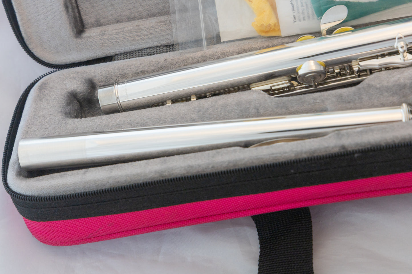 Yamaha YFL-362H Intermediate Flute *Open-hole *Silver headjoint *Low-B *Cleaned & Serviced