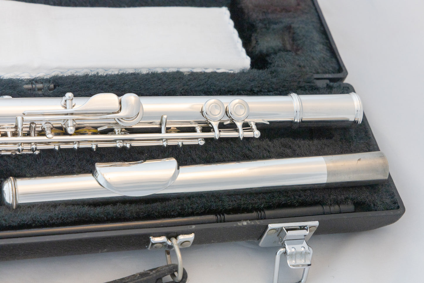 Yamaha YFL-221 Silver-plated Standard Flute *Overhauled *New Pads