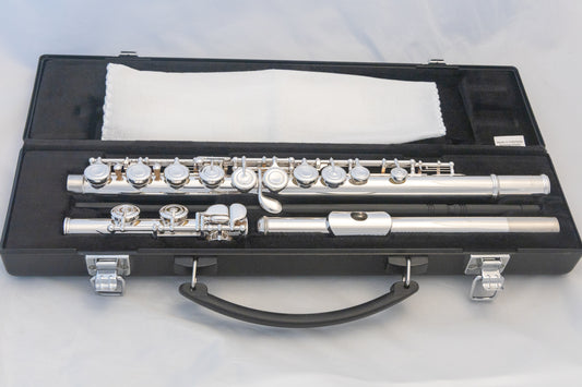 Yamaha YFL-222 Standard Silver-plated Flute *Cleaned & Serviced *Ready to play