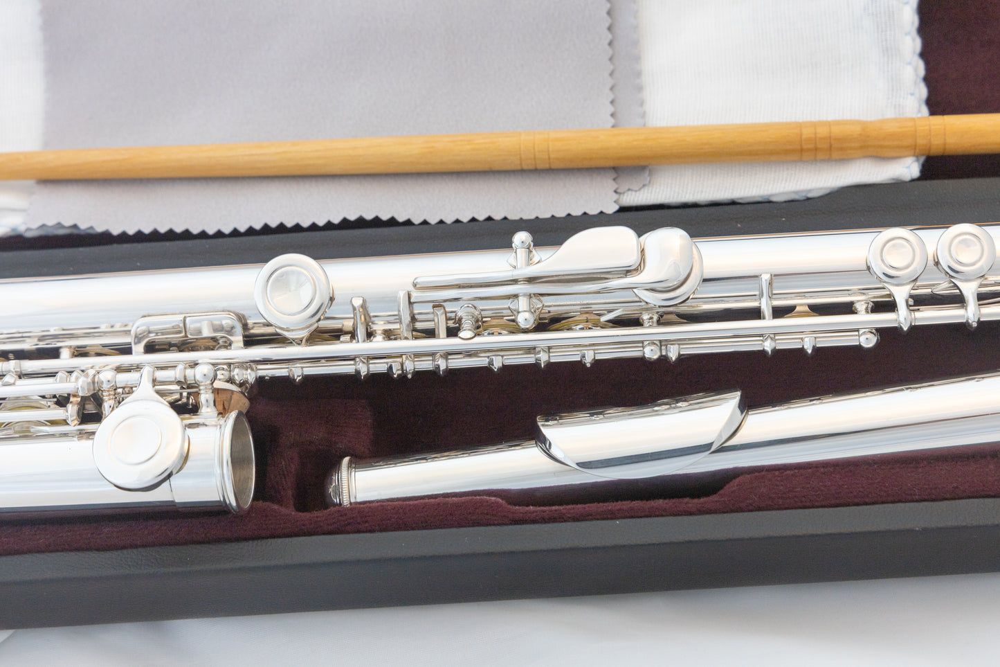 Yamaha YFL-481H All Silver Intermediate Flute *Open-hole *B-foot *Cleaned & Serviced