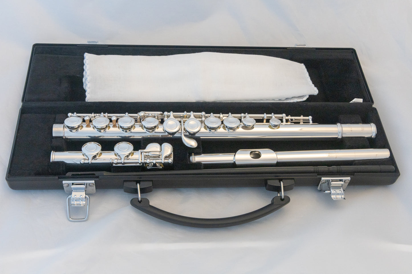 Yamaha YFL-321 Intermediate Flute *Silver Headjoint *Cleaned & Serviced