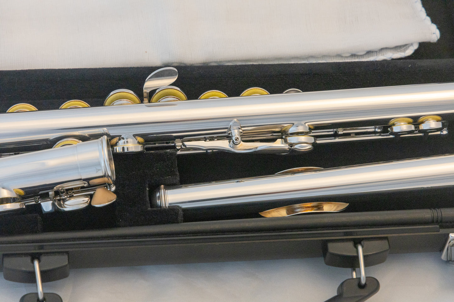 Yamaha YFL-321 Intermediate Flute *Silver Headjoint *Cleaned & Serviced