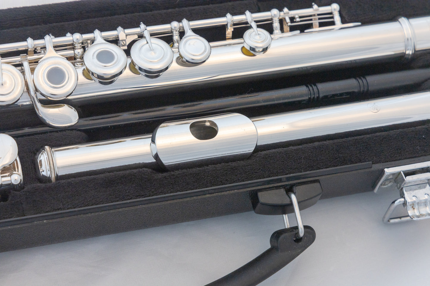 Yamaha YFL-262 Silver-plated Open-hole Intermediate Flute *Overhauled New Pads