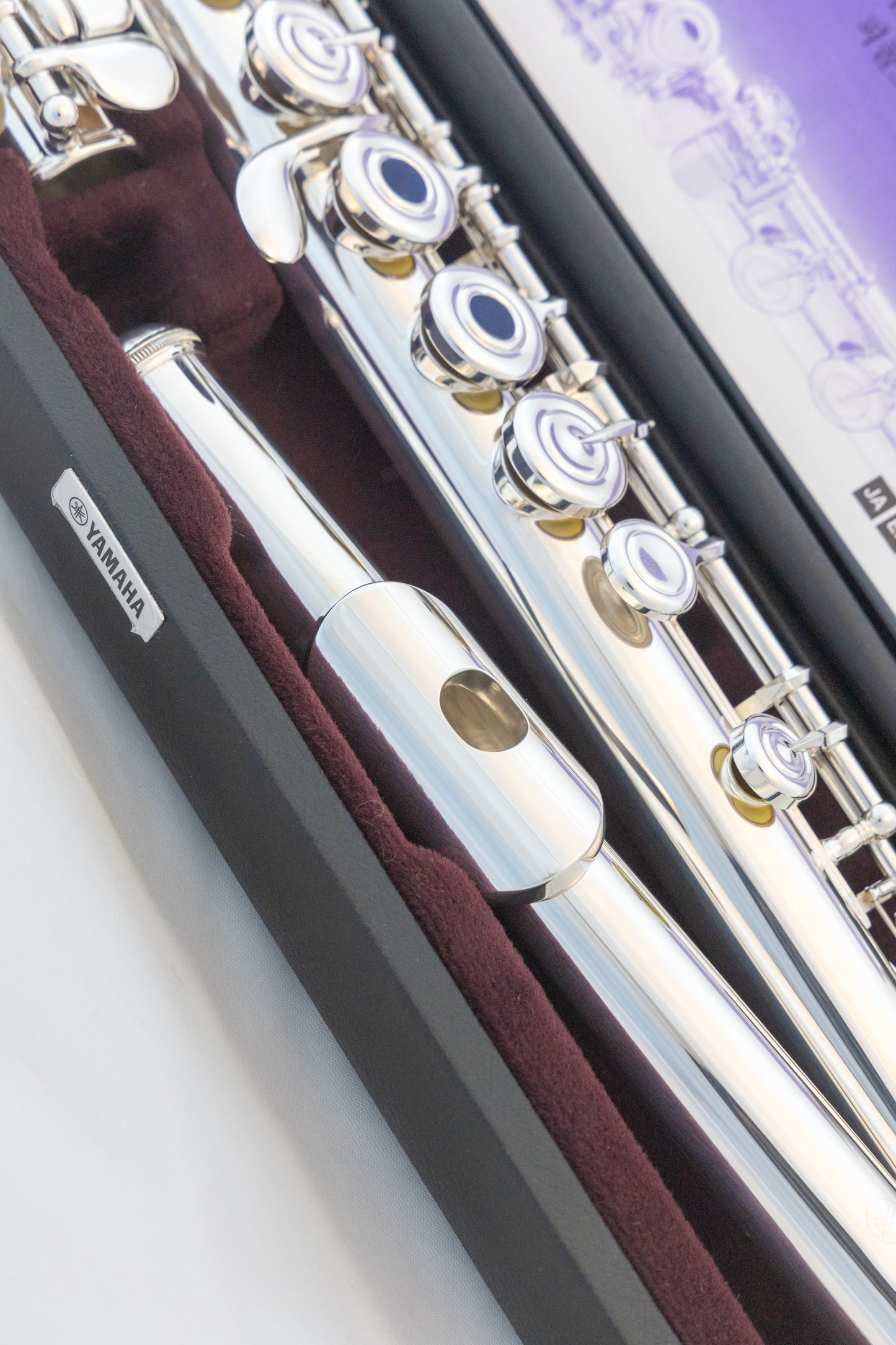 Yamaha YFL-382 Intermediate Open-hole Flute *Silver Headjoint *Cleaned & Serviced