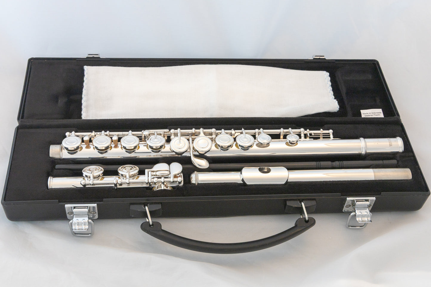 Yamaha YFL-222 Standard Silver-plated Flute *Cleaned & Serviced *Ready to play