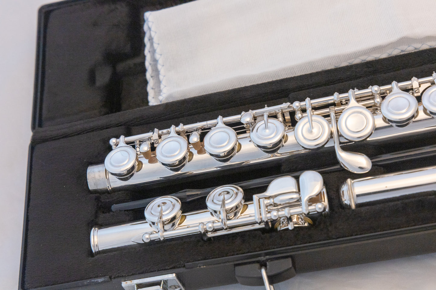 Yamaha YFL-222 Standard Silver-plated Flute *Cleaned & Serviced *Ready to play