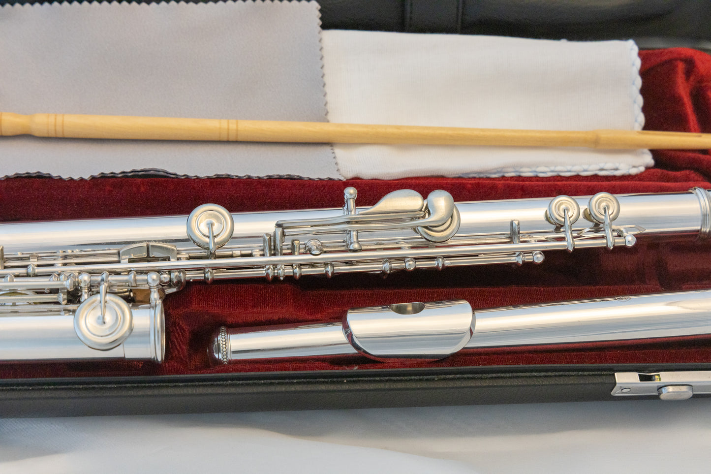 Yamaha YFL-581H (now 687H) Professional Flute All Silver Open-hole *Made in Japan *Cleaned & Serviced