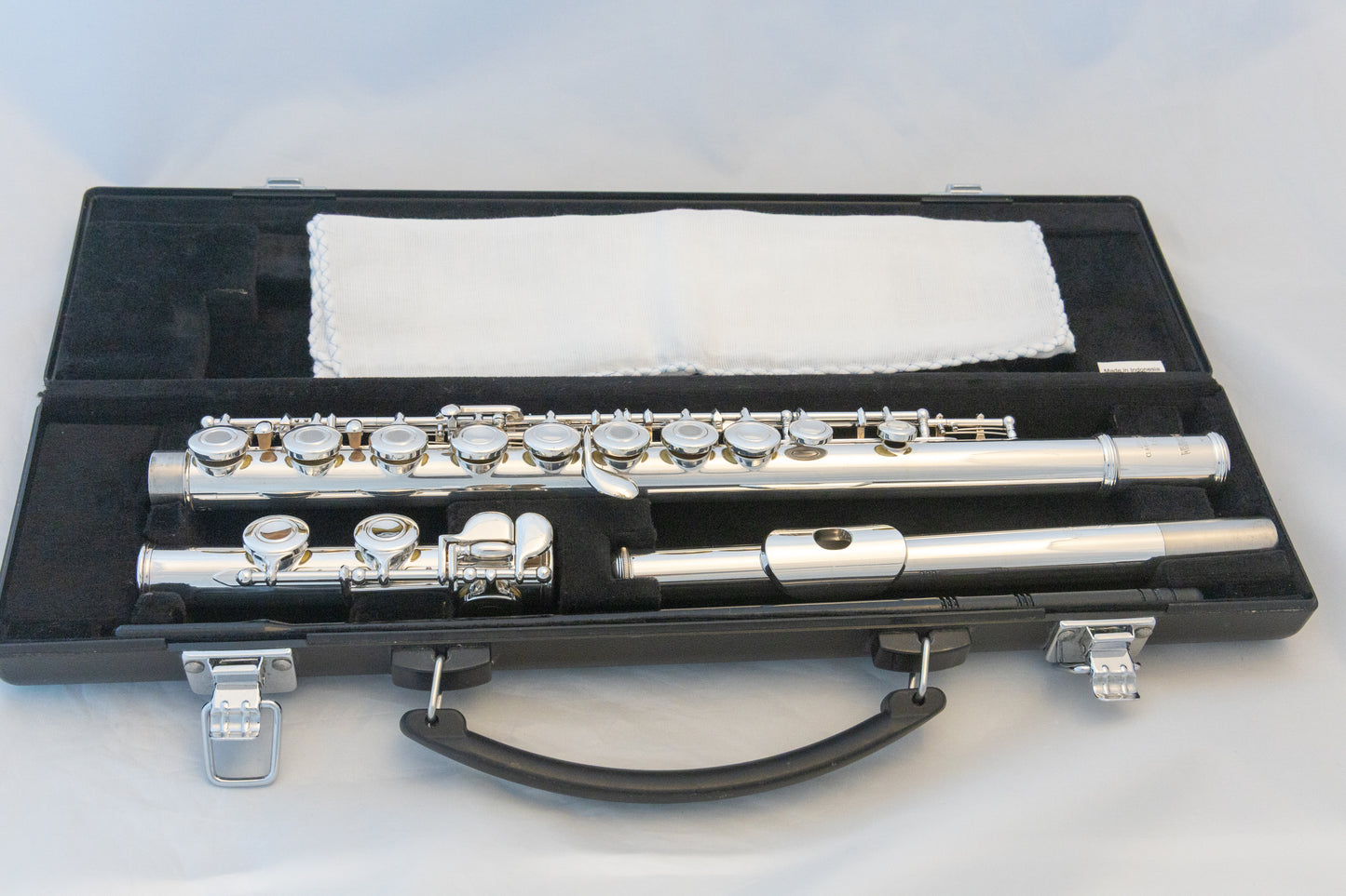 Yamaha YFL-281 Open-Hole Intermediate Flute *Overhauled New Pads