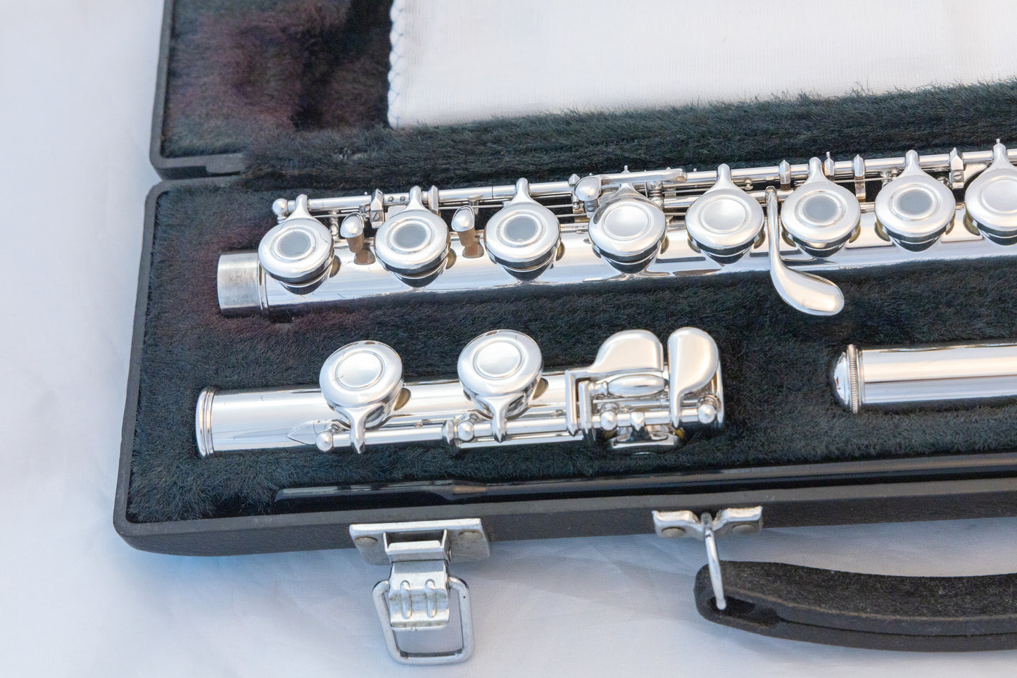 Yamaha YFL-281 Open-Hole Intermediate Flute *Made in Japan *Cleaned & Serviced *New Pads