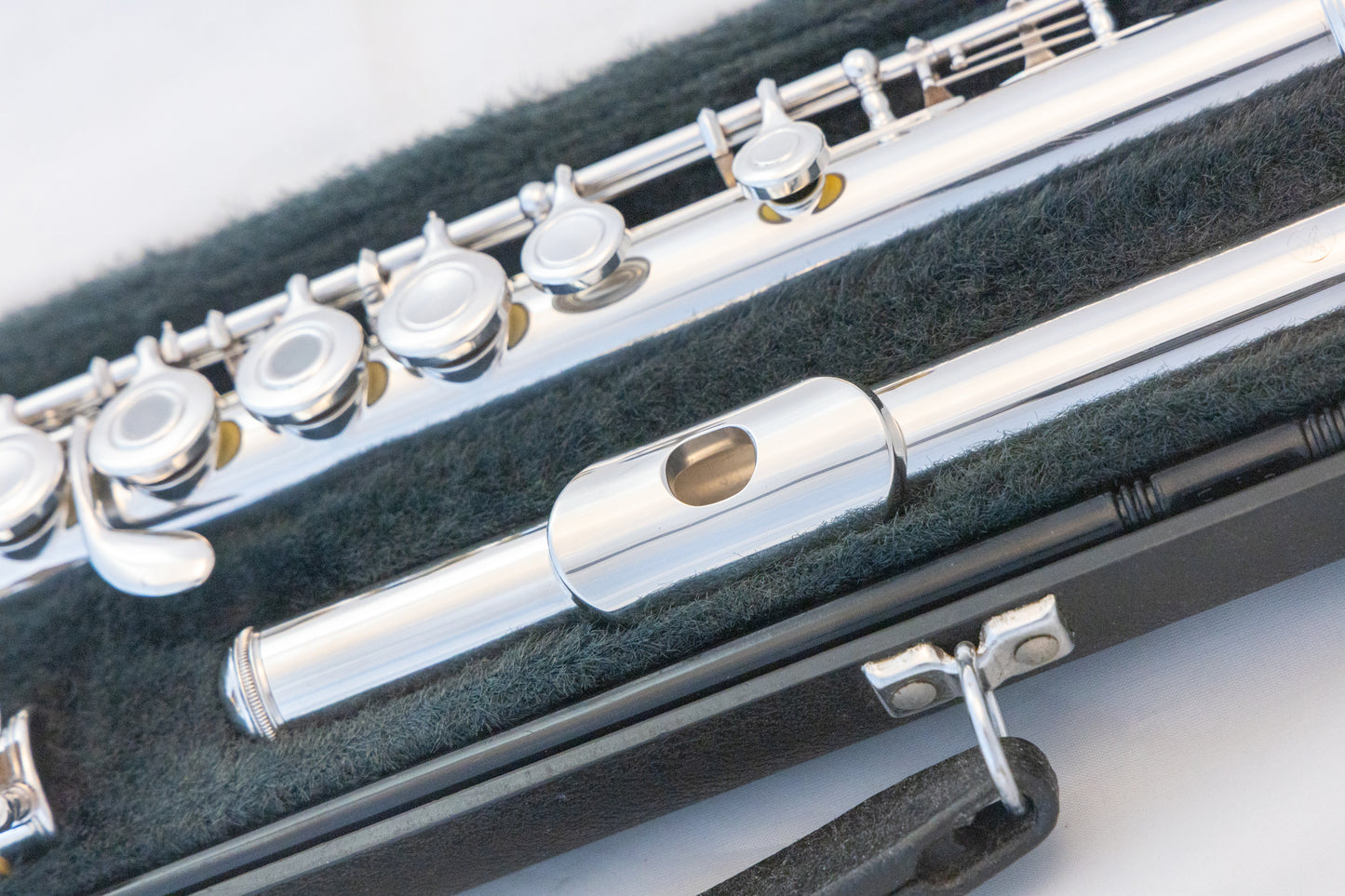 Yamaha YFL-281 Open-Hole Intermediate Flute *Made in Japan *Cleaned & Serviced *New Pads