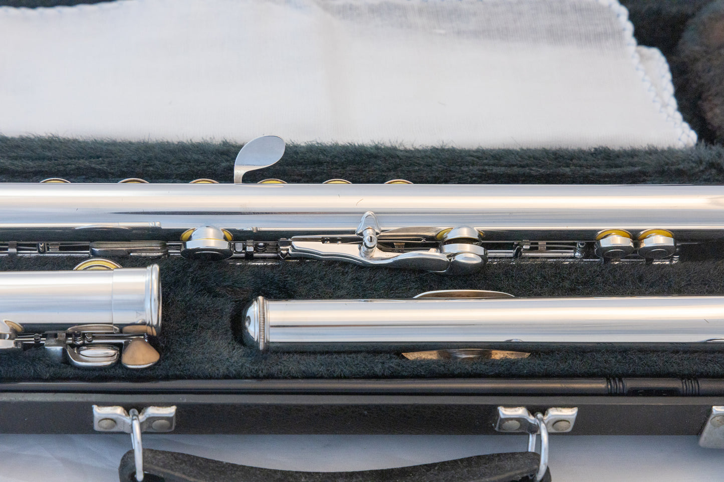 Yamaha YFL-281 Open-Hole Intermediate Flute *Made in Japan *Cleaned & Serviced *New Pads