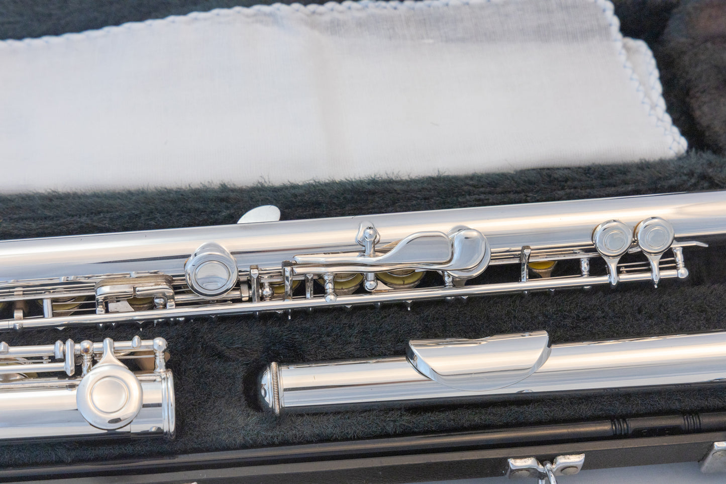 Yamaha YFL-281 Open-Hole Intermediate Flute *Made in Japan *Cleaned & Serviced *New Pads